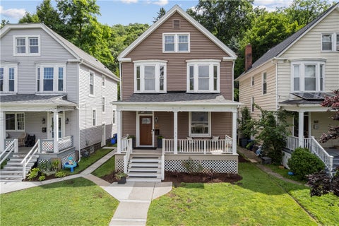 Photo of 515 Hill St, Sewickley, PA 15143 (MLS # 1760501)