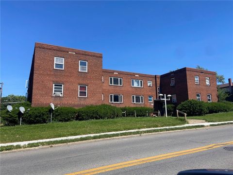 Homes For Sale - 287-301 Stambaugh Ave<br/> Sharon, PA 16146