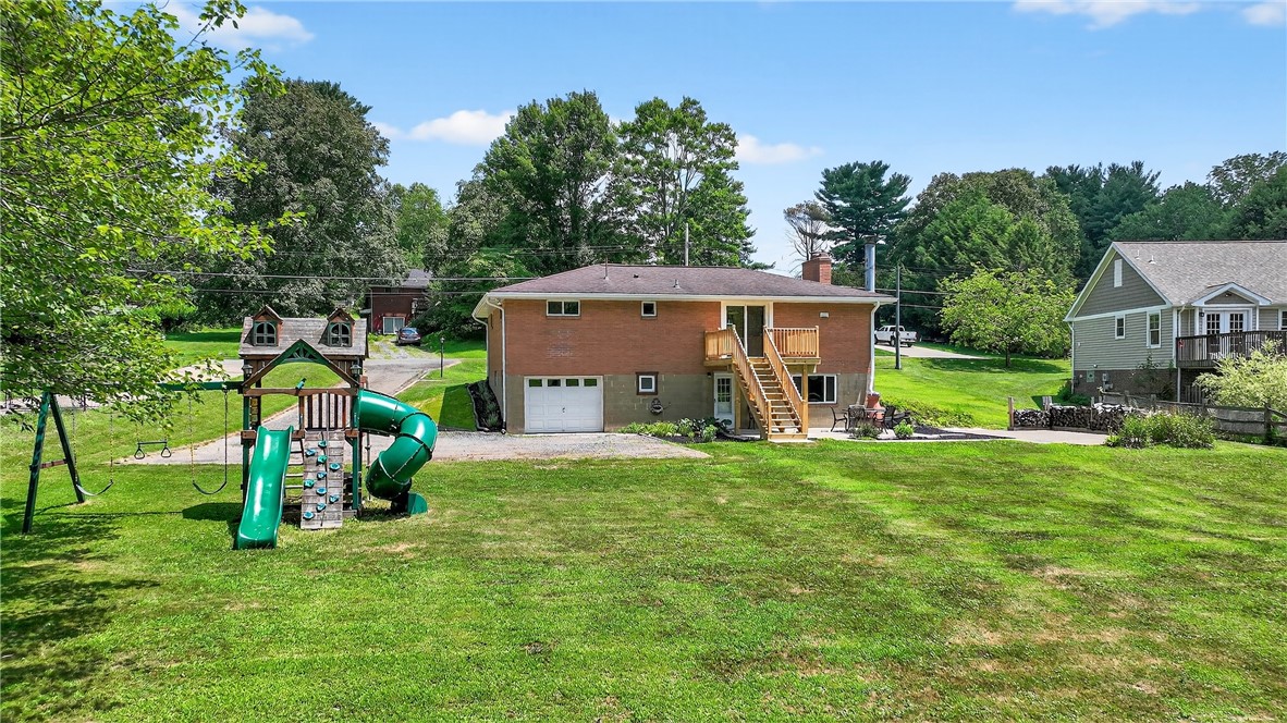 Richland, Pennsylvania 15044, United States, 3 Bedrooms Bedrooms, ,2 BathroomsBathrooms,Residential,Contingent,180393