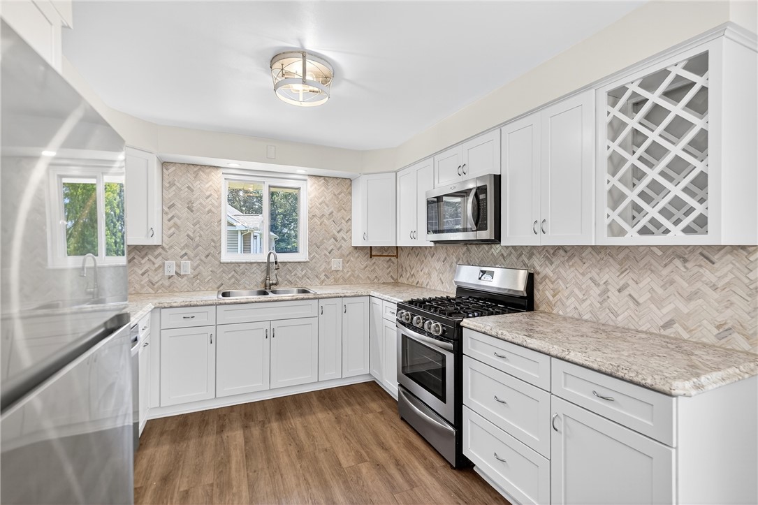 Richland, Pennsylvania 15044, United States, 3 Bedrooms Bedrooms, ,2 BathroomsBathrooms,Residential,Contingent,180393