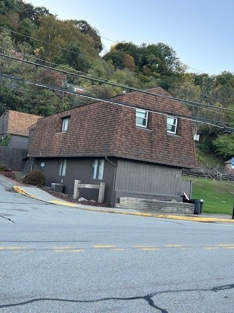 401 Freeport Road East Deer PA 15030