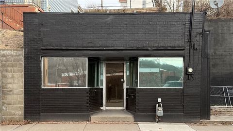 Photo of 724 Chartiers Ave, Mckees Rocks, PA 15136 (MLS # 1748607)