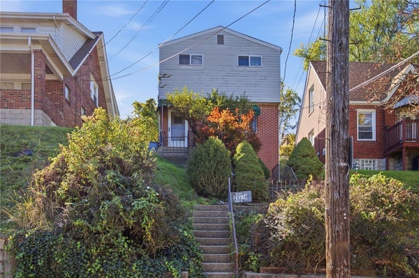2928 ELROY AVE, PITTSBURGH, PA 15227 - Image ba2ca5c5e5e79274d62aeb35b4f3042b/3874348765