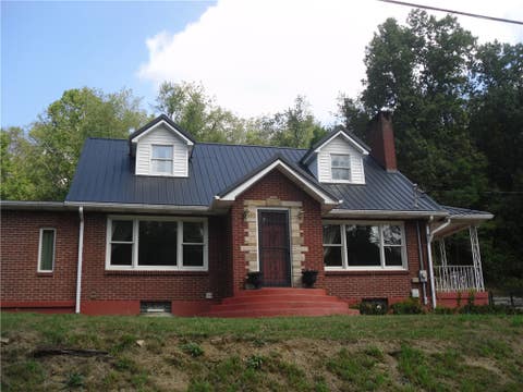 Photo for 305 Whitehall Rd