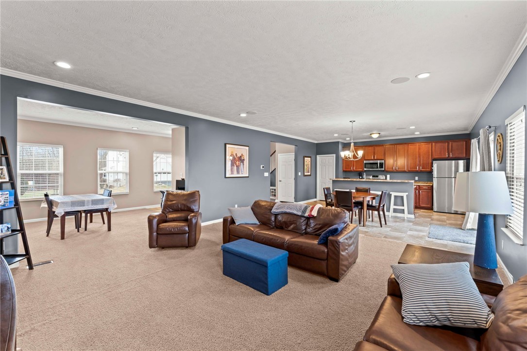 Buffalo Twp - But, Pennsylvania 16055, United States, 4 Bedrooms Bedrooms, ,3 BathroomsBathrooms,Residential,Contingent,3067