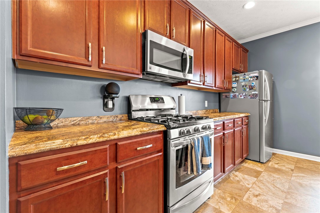 Buffalo Twp - But, Pennsylvania 16055, United States, 4 Bedrooms Bedrooms, ,3 BathroomsBathrooms,Residential,Contingent,3067