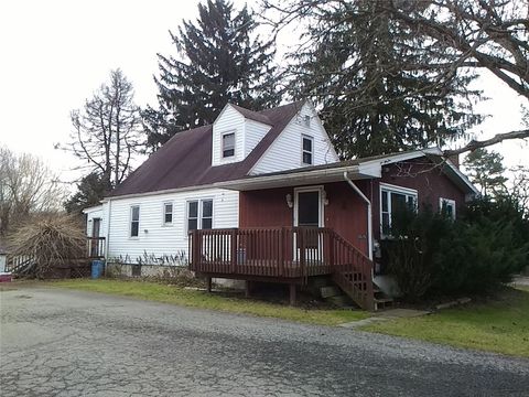 Photo of 3525 Dutch Ridge Rd, Beaver, PA 15009 (MLS # 1737395)