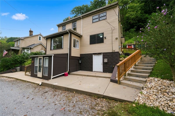 220 WALTERS AVE, PITTSBURGH, PA 15209 - Image ba7e17c2dad0cdcd132ca0988b0bed9a/2756976741