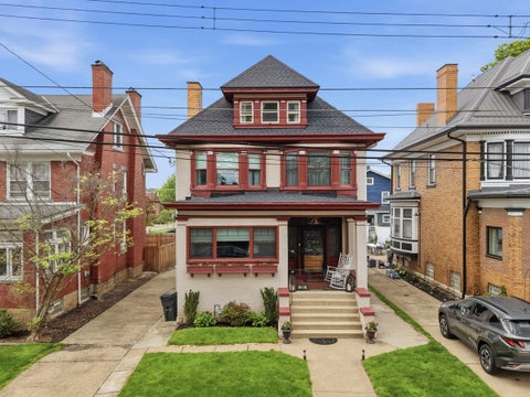 Photo for 205 Lexington Avenue