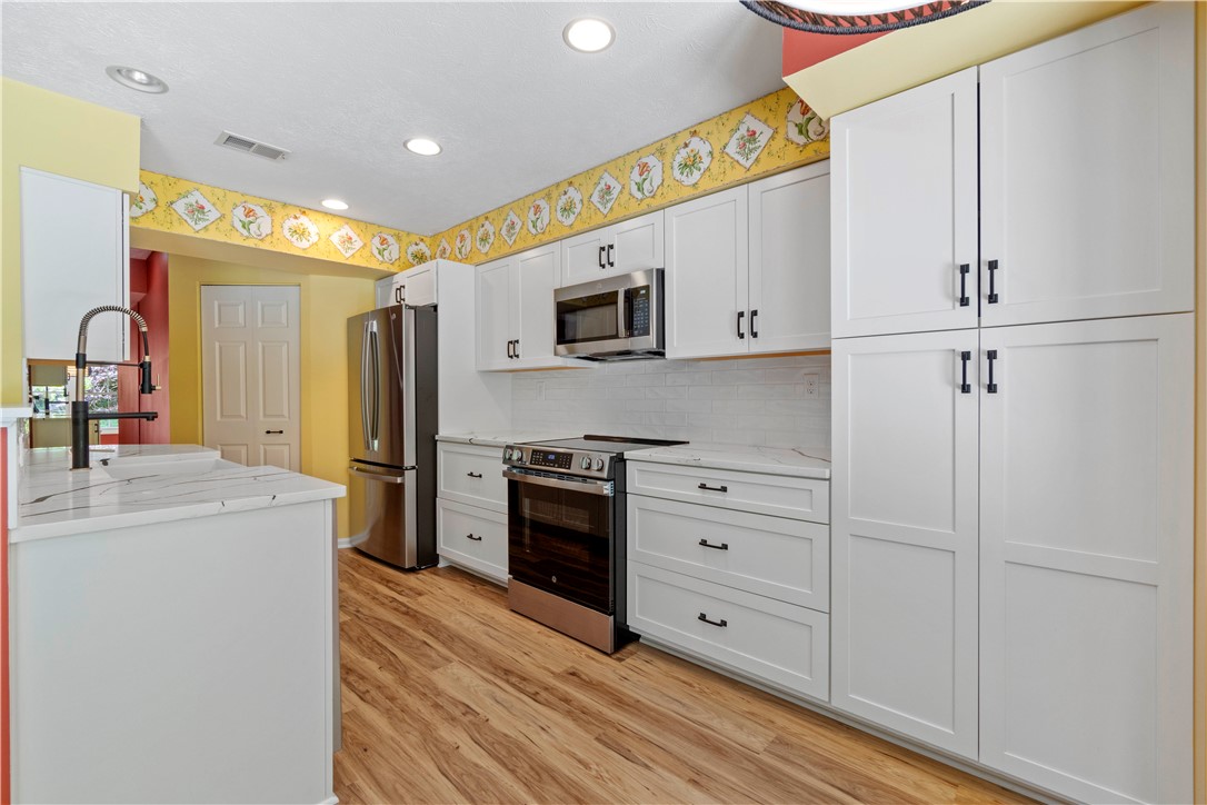 291 Commons Drive Dr, Oakmont, Pennsylvania image 10