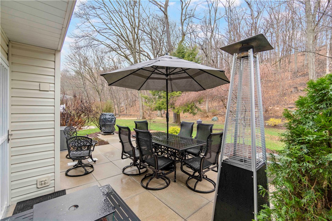 291 Commons Drive Dr, Oakmont, Pennsylvania image 36