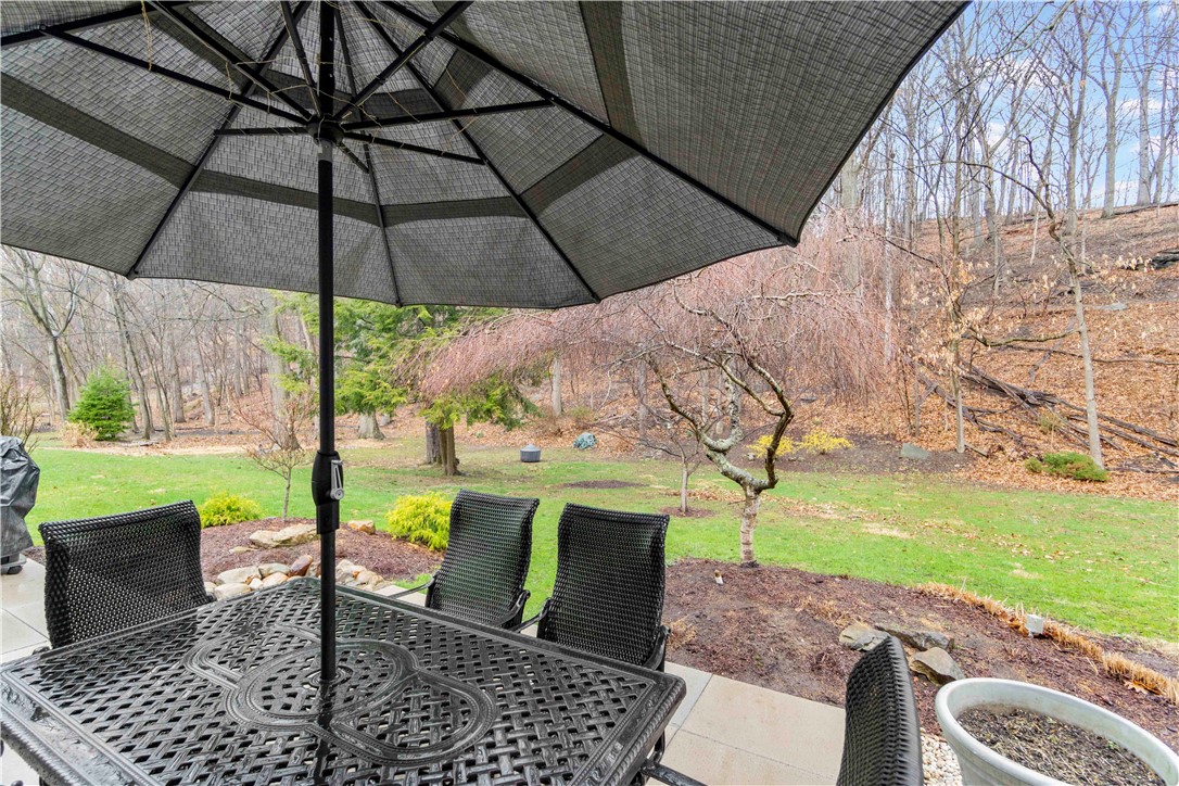 291 Commons Drive Dr, Oakmont, Pennsylvania image 35