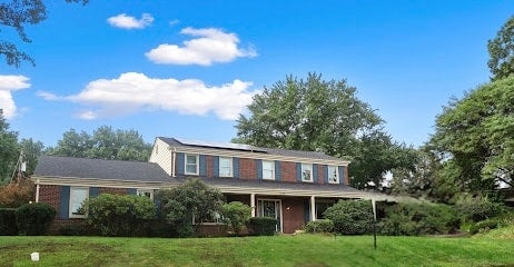Homes For Sale - 132 Penhurst Drive<br/> Wilkins Twp, PA 15235