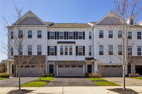 223 Eagle Dr Cranberry Twp PA 16066