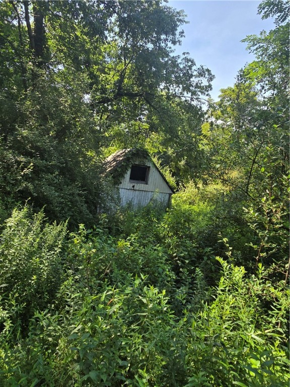 Cherry Twp, Pennsylvania 16020, United States, ,Residential,Pending,182360