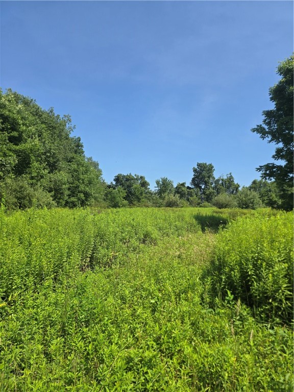 Cherry Twp, Pennsylvania 16020, United States, ,Residential,Pending,182360