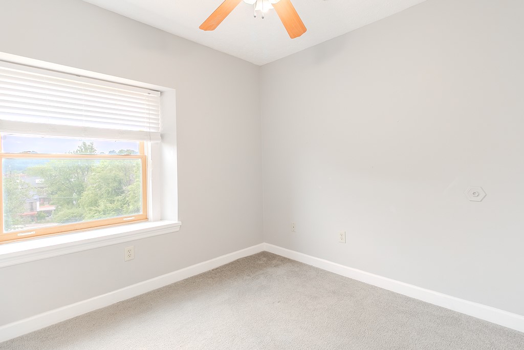 Manchester, Pennsylvania 15233, United States, ,Commercial,Active,250644