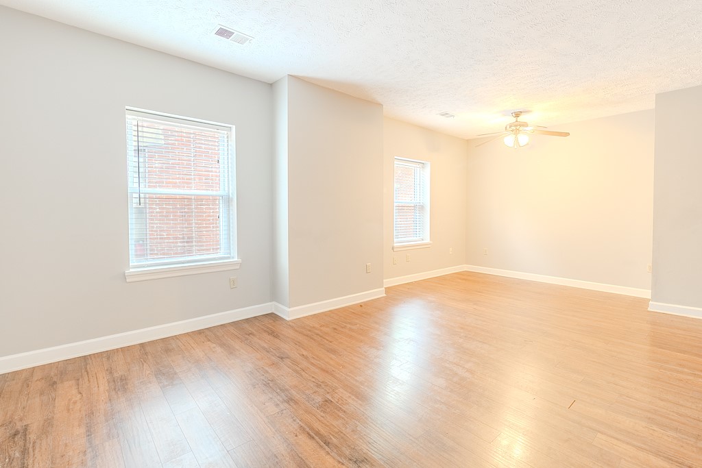 Manchester, Pennsylvania 15233, United States, ,Commercial,Active,250644