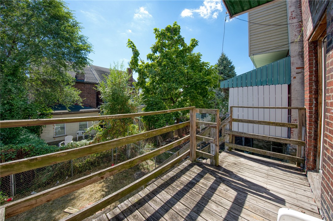 Oakland, Pennsylvania 15213, United States, 4 Bedrooms Bedrooms, ,2 BathroomsBathrooms,Residential,Active,201264