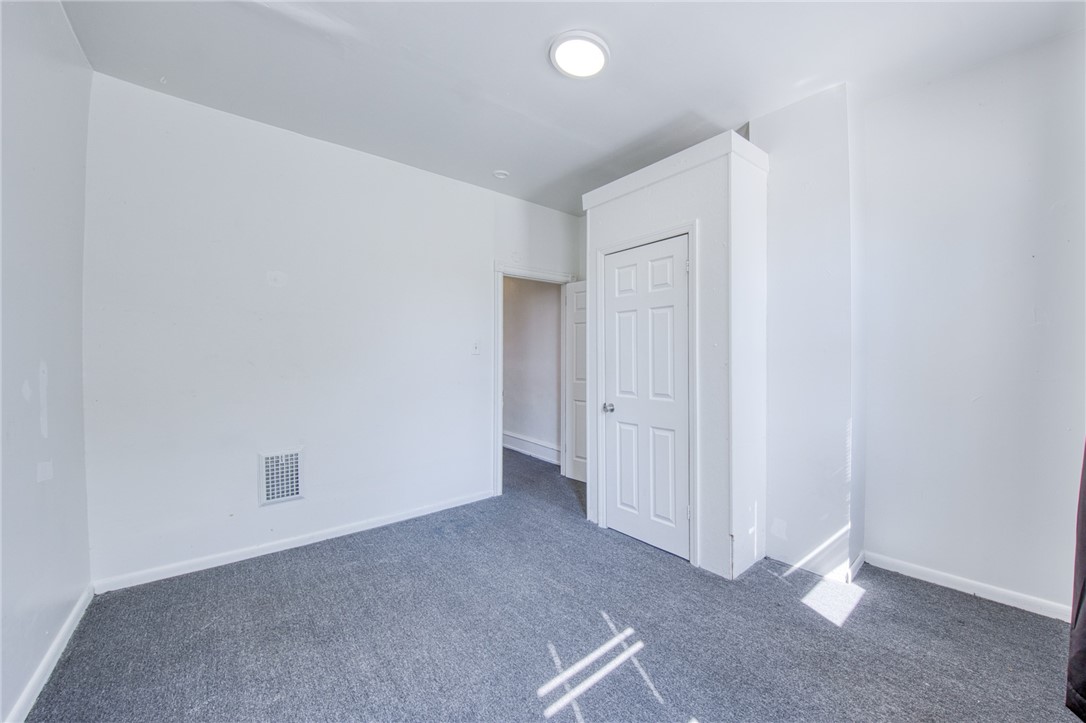 Oakland, Pennsylvania 15213, United States, 4 Bedrooms Bedrooms, ,2 BathroomsBathrooms,Residential,Active,201264