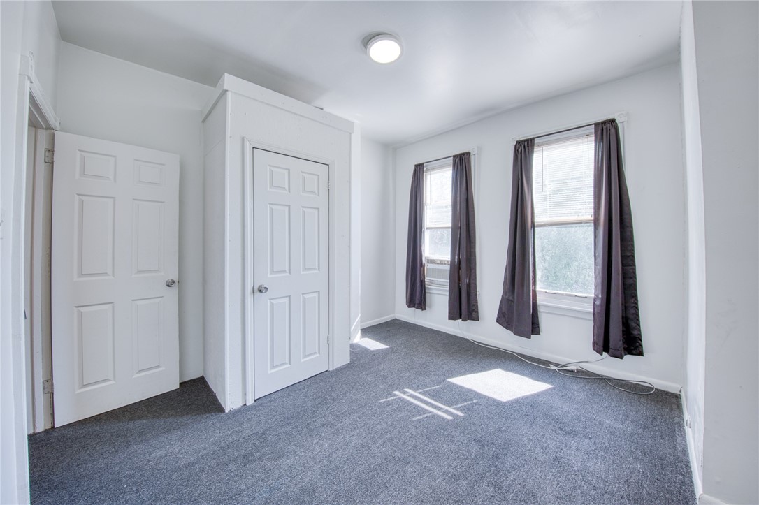 Oakland, Pennsylvania 15213, United States, 4 Bedrooms Bedrooms, ,2 BathroomsBathrooms,Residential,Active,201264