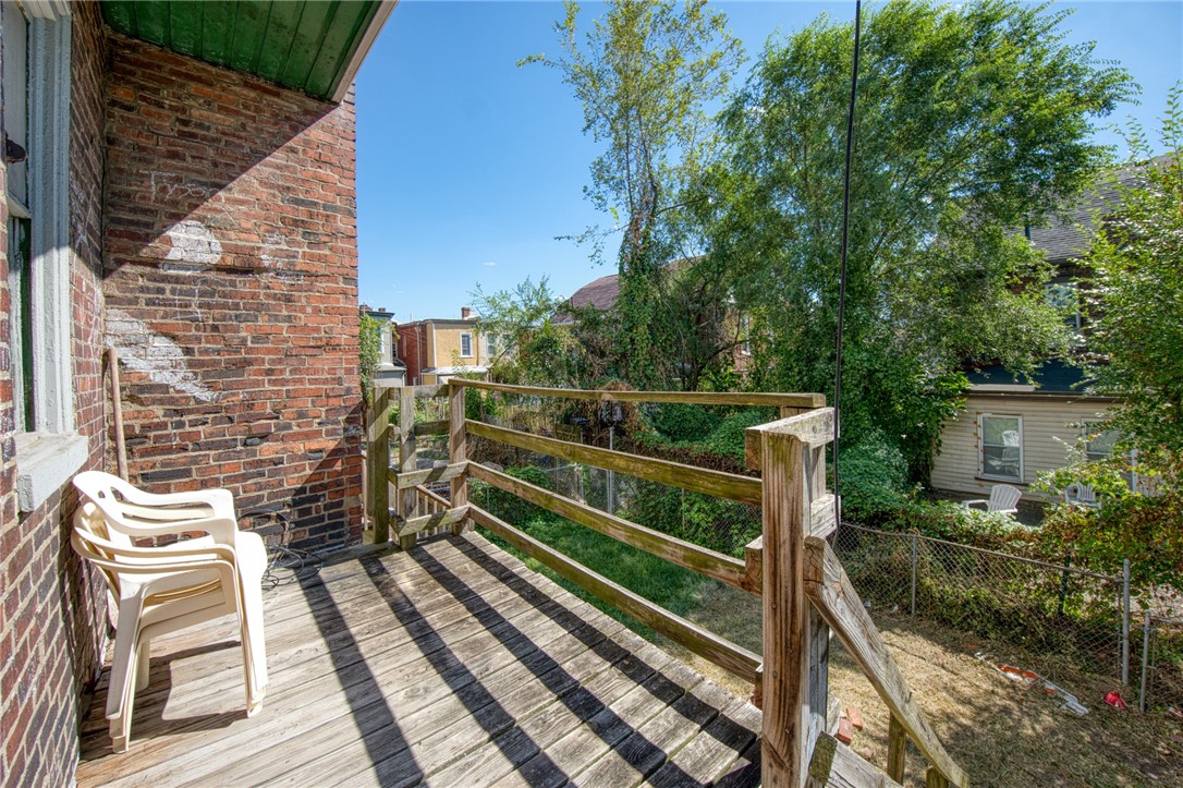 Oakland, Pennsylvania 15213, United States, 4 Bedrooms Bedrooms, ,2 BathroomsBathrooms,Residential,Active,201264