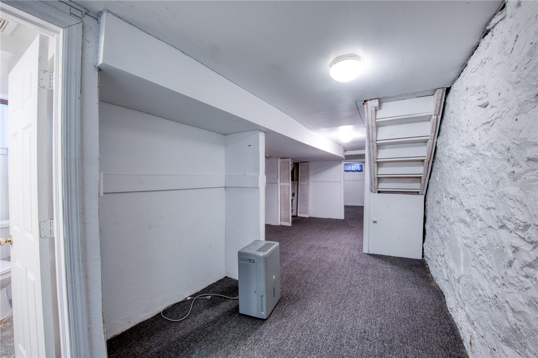 Oakland, Pennsylvania 15213, United States, 4 Bedrooms Bedrooms, ,2 BathroomsBathrooms,Residential,Active,201264