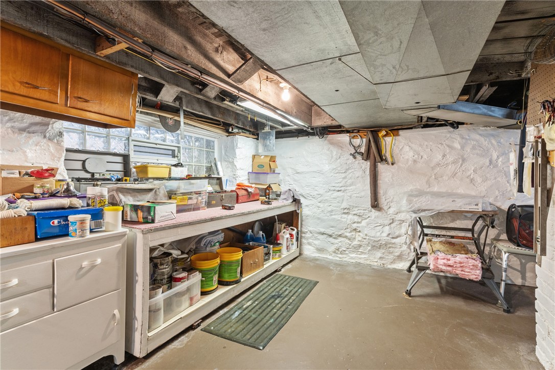 Brookline, Pennsylvania 15226, United States, 4 Bedrooms Bedrooms, ,1 BathroomBathrooms,Residential,Contingent,14400