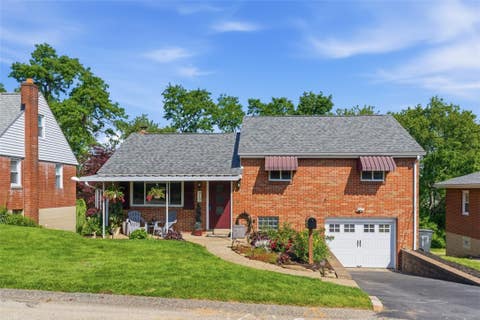 Homes For Sale - 310 Summit Ave Ave<br/> Canonsburg, PA 15317