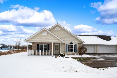 Photo of 413 Stewart Ln #23-C, Grove City, PA 16127 (MLS # 1736181)