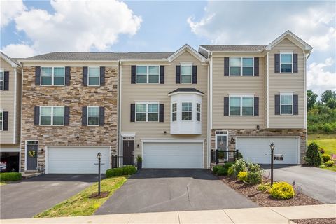 Photo of 662 Freedom Dr, Carnegie, PA 15106 (MLS # 1763253)