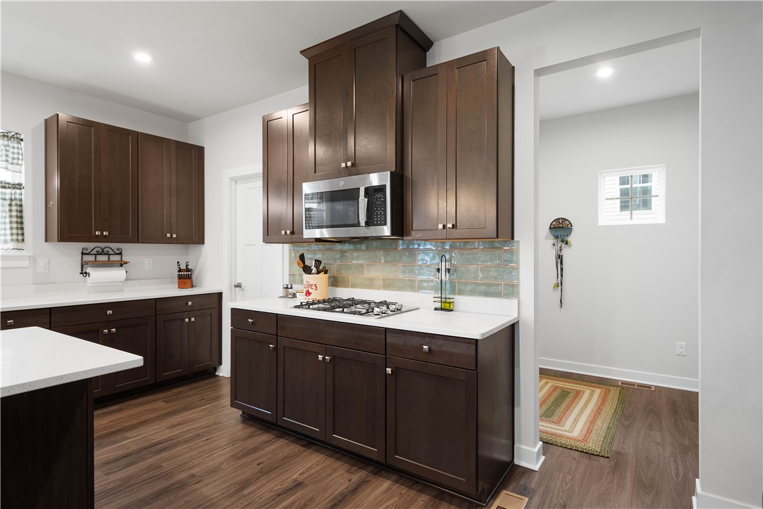 South Fayette, Pennsylvania 15057, United States, 4 Bedrooms Bedrooms, ,4 BathroomsBathrooms,Residential,Active,97102