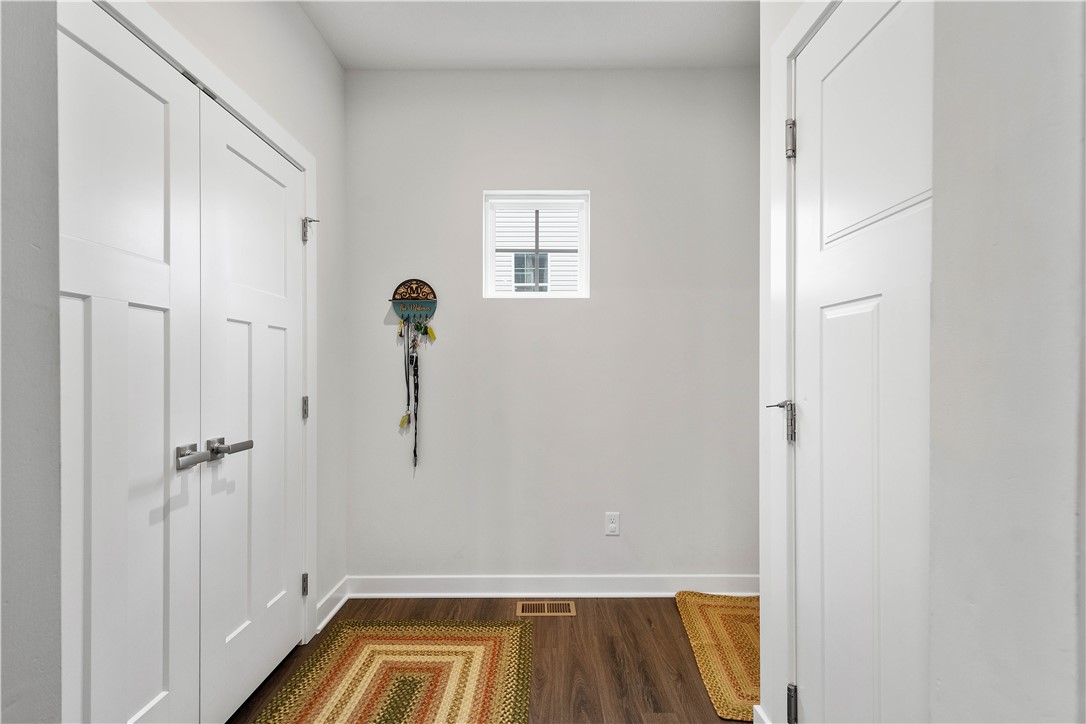 South Fayette, Pennsylvania 15057, United States, 4 Bedrooms Bedrooms, ,4 BathroomsBathrooms,Residential,Active,97102