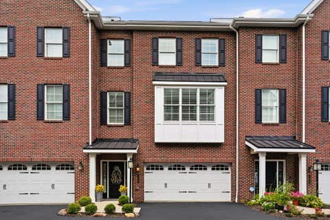 Photo for 106 Chapel Harbor Drive