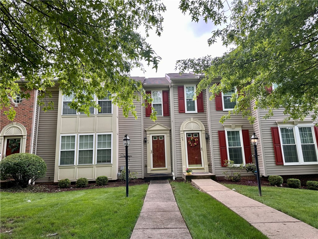 143 Blue Grass Circle Cir, Monroeville, Pennsylvania image 2