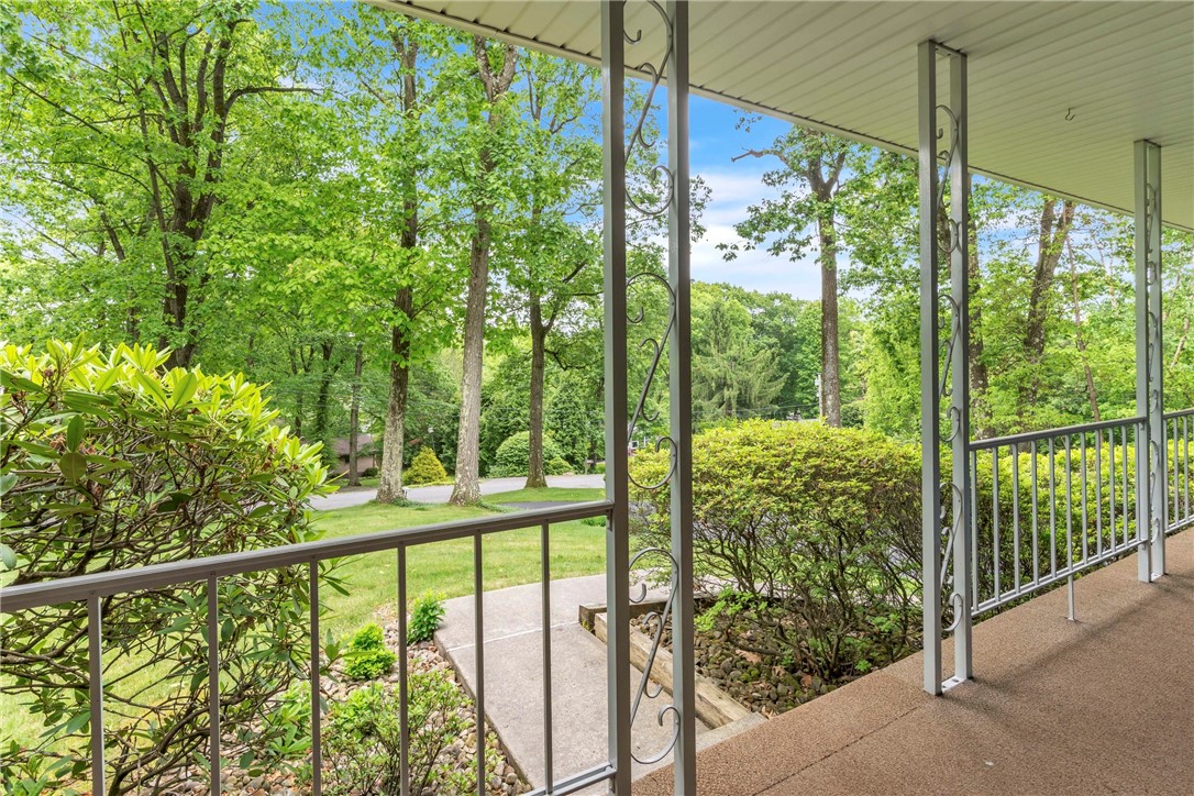 454 Cherokee Dr