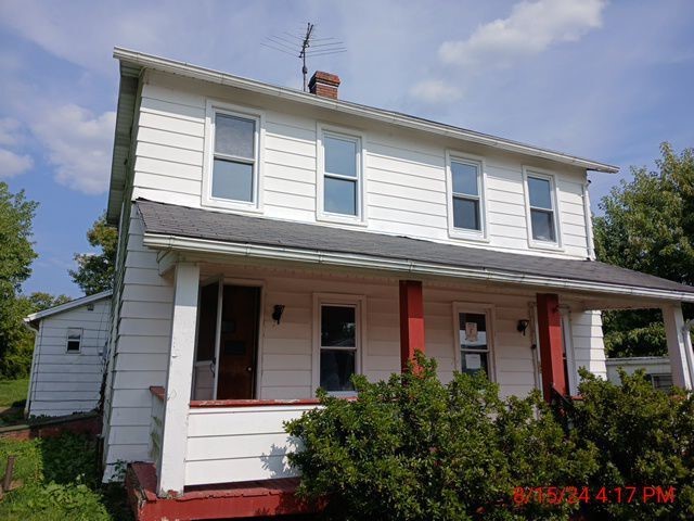 309 3rd St St, Latrobe, Pennsylvania image 1