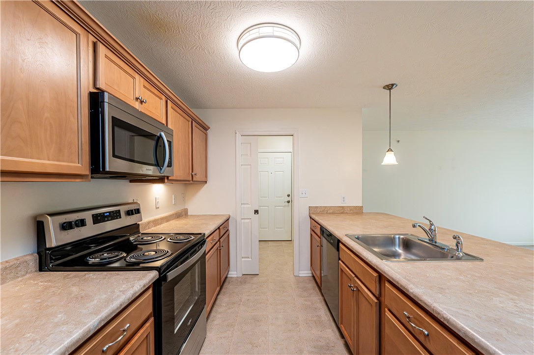 7009 Stefano Dr, Delmont, Pennsylvania image 16