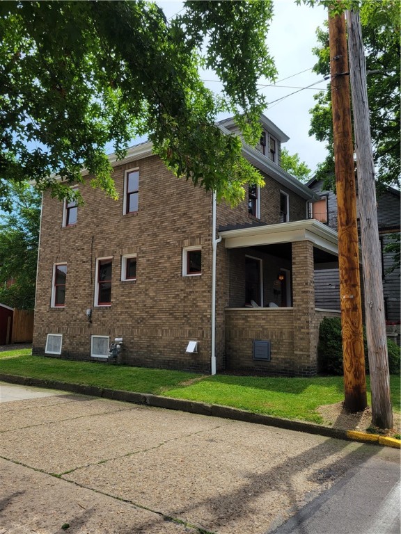 Ambridge, Pennsylvania 15003, United States, 3 Bedrooms Bedrooms, ,2 BathroomsBathrooms,Residential,Active,155565