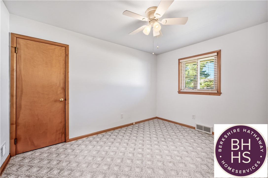 Farrell, Pennsylvania 16121, United States, 3 Bedrooms Bedrooms, ,2 BathroomsBathrooms,Residential,Active,224391