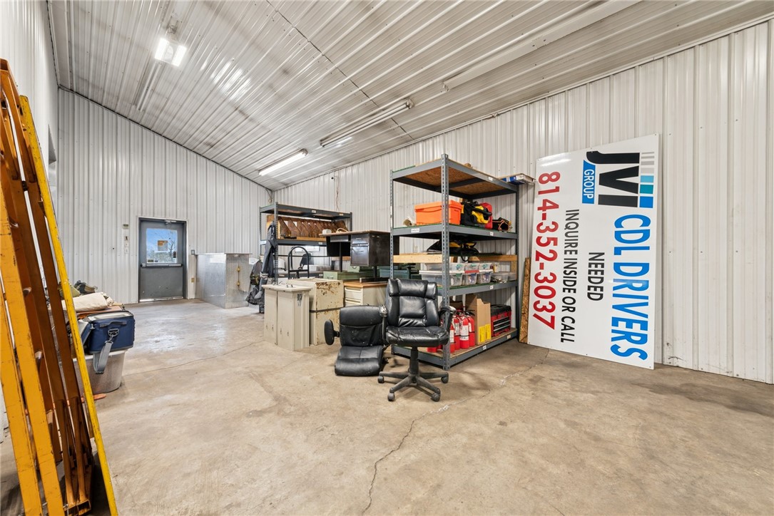 208 W Mud Pike Pike, Somerset, Pennsylvania image 26