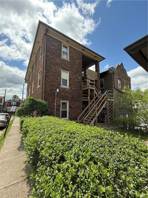 17 Lenox Ave
