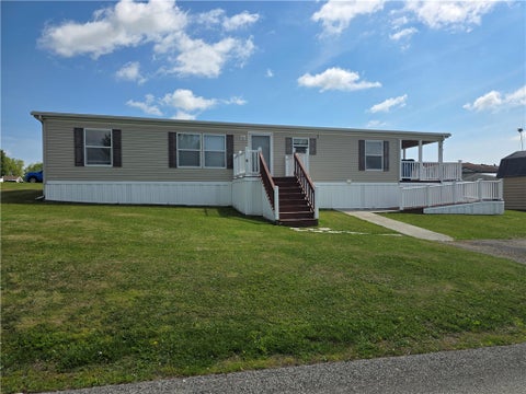 Mobile Home For Sale - 332 Maruca Dr Dr<br/> Mt Pleasant Boro, PA 15666
