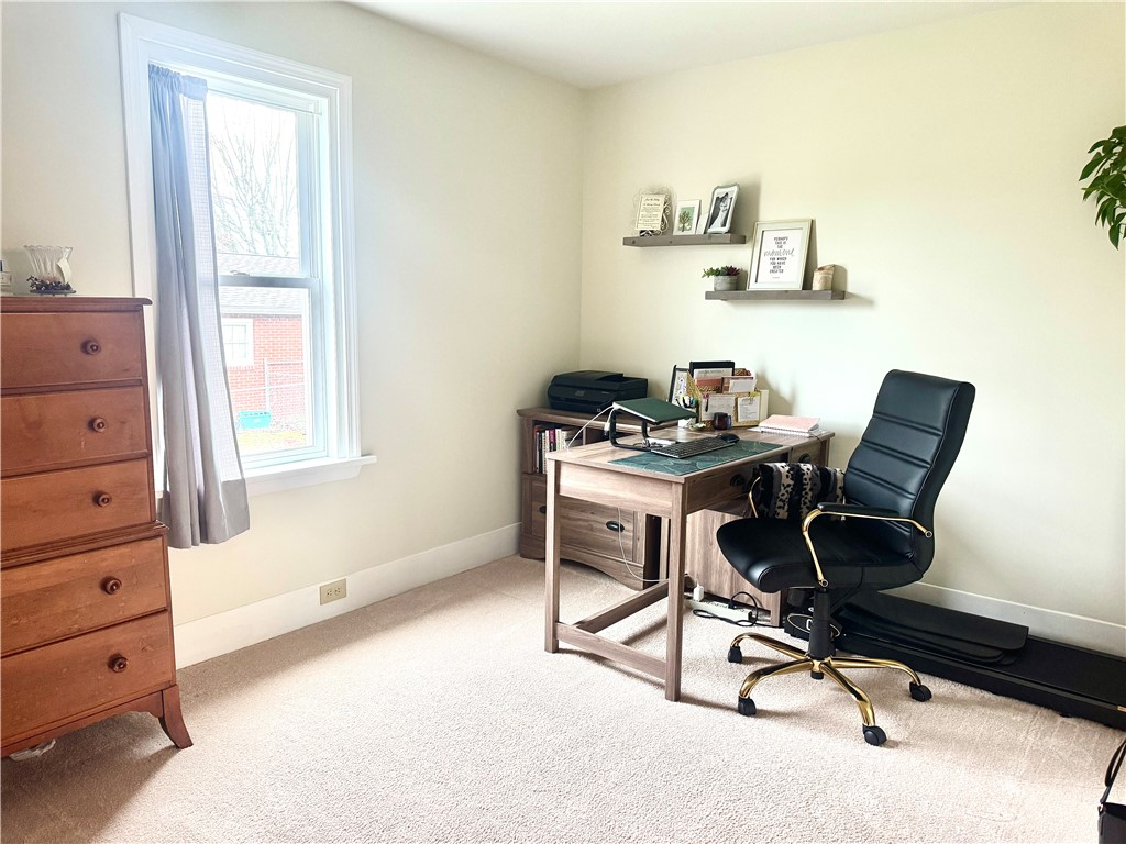 Twp Of But NW, Pennsylvania 16001, United States, 3 Bedrooms Bedrooms, ,1 BathroomBathrooms,Residential,Contingent,102387