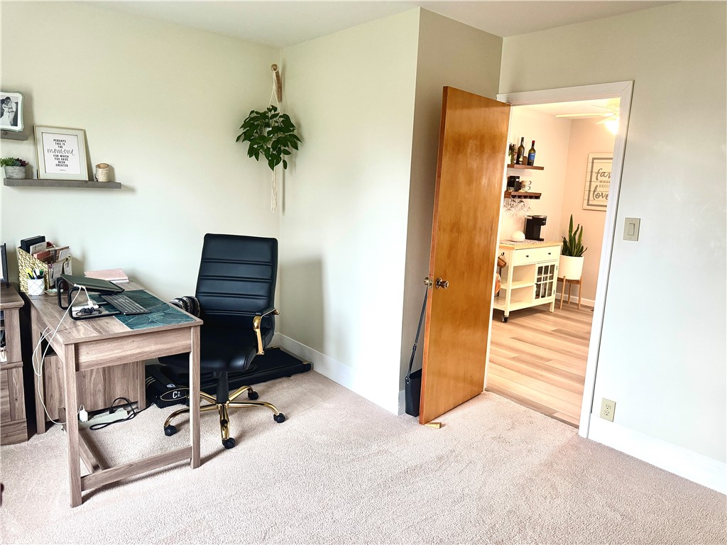 Twp Of But NW, Pennsylvania 16001, United States, 3 Bedrooms Bedrooms, ,1 BathroomBathrooms,Residential,Contingent,102387