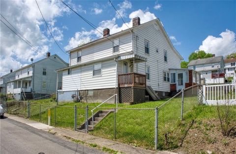 Photo of 51 Sycamore St, Muse, PA 15350 (MLS # 1763294)