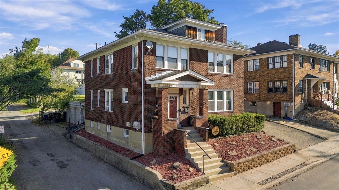 7 Sterrett Street