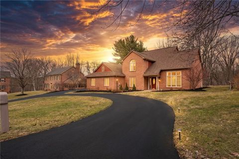 64 Fox Pointe Place O'Hara PA 15238