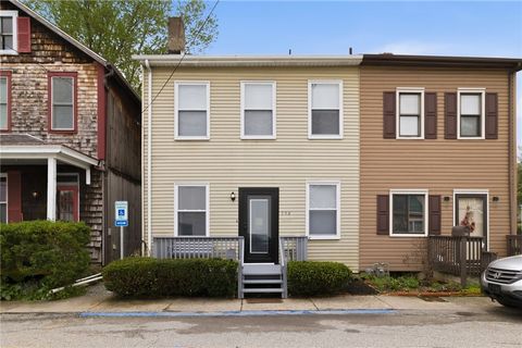 Photo of 156 2nd St, Blawnox, PA 15238 (MLS # 1749673)