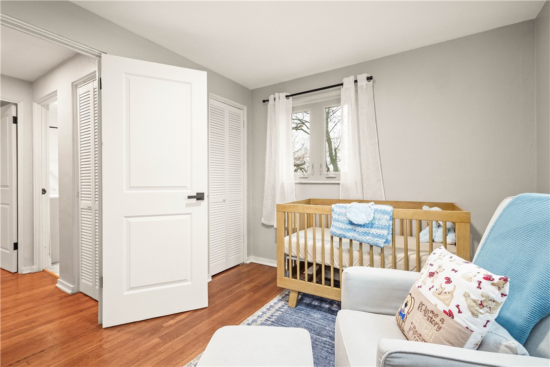 Upper St. Clair, Pennsylvania 15241, United States, 3 Bedrooms Bedrooms, ,4 BathroomsBathrooms,Residential,Pending,8389